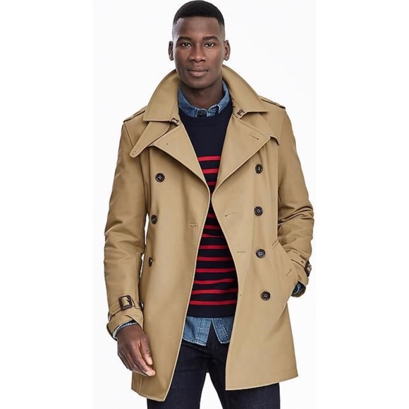 Banana Republic Other - NWT Banana Republic M Tan Trench Coat